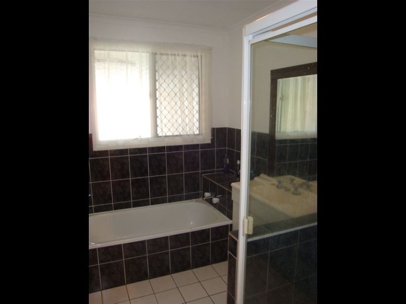 625 Nicklin Way, Wurtulla QLD 4575