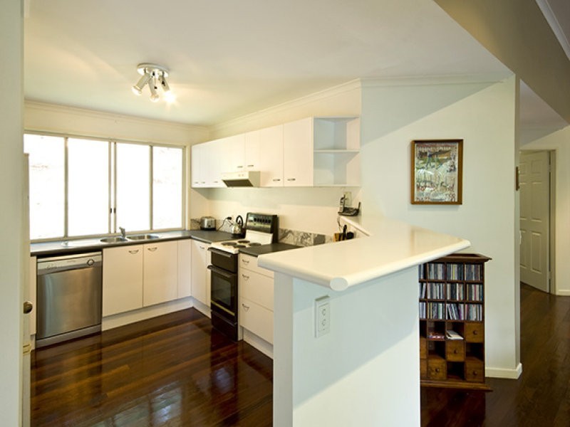 8 Ascot Lane, Kiels Mountain QLD 4559