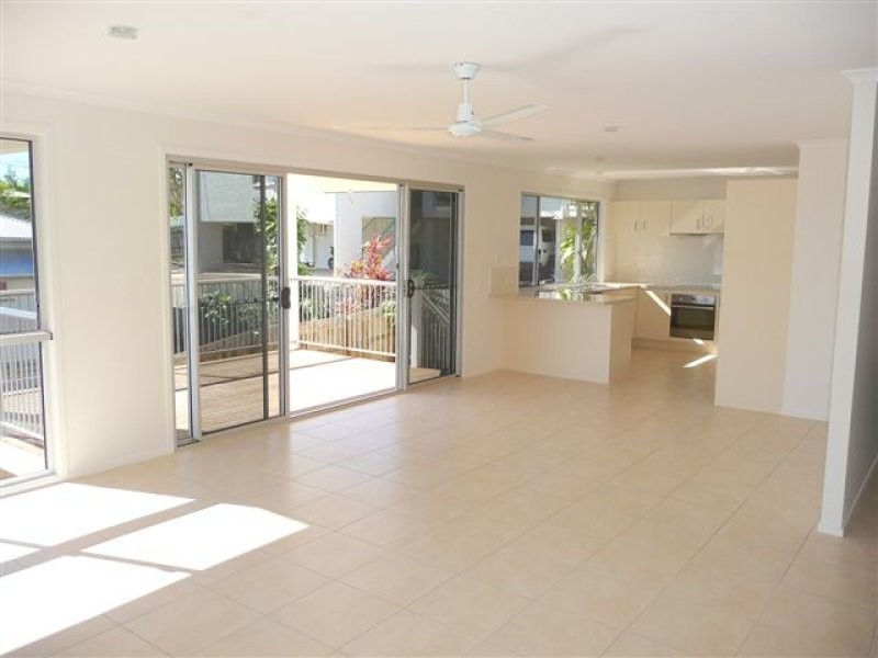 11 Vernon Street, Nambour QLD 4560