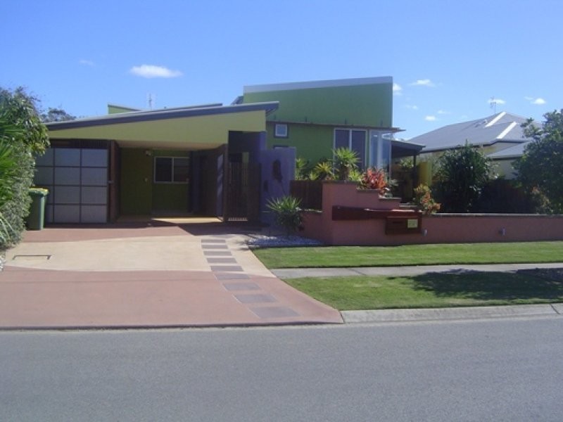 22 North Beach Place, Mudjimba QLD 4564