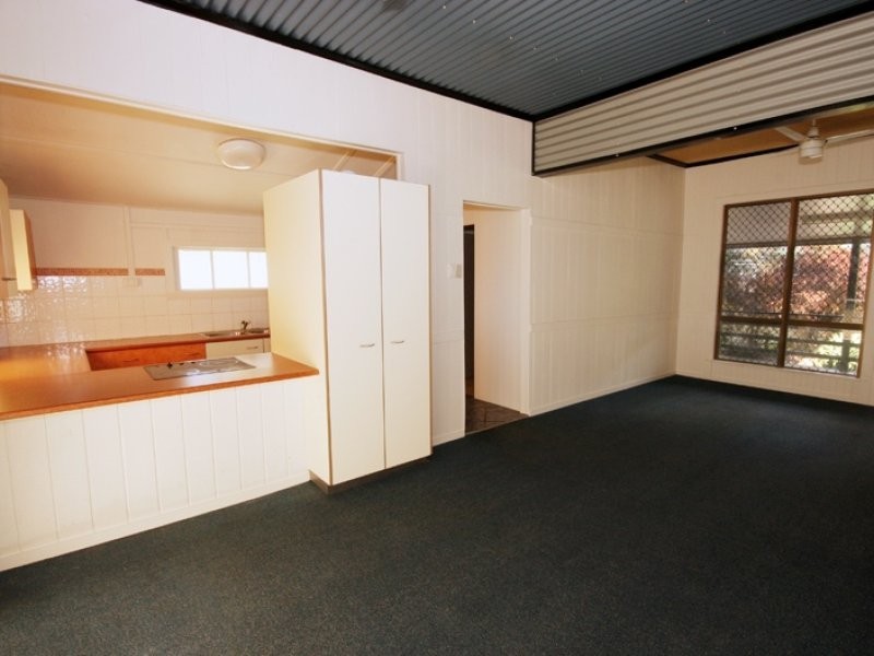 8 Blanck Street, Maroochydore QLD 4558