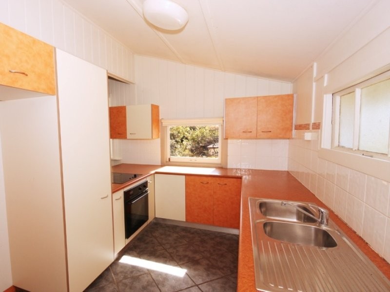 8 Blanck Street, Maroochydore QLD 4558