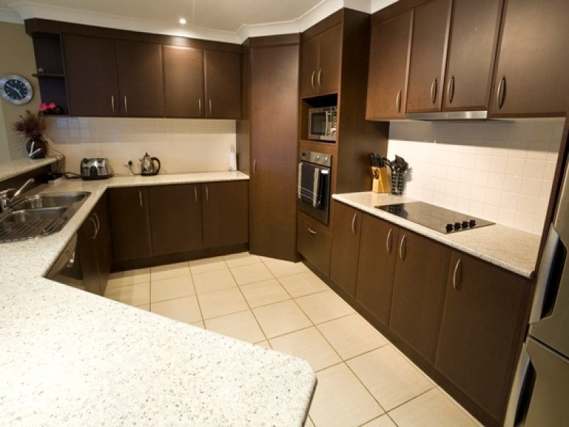 2 Pompano Court, Mountain Creek QLD 4557