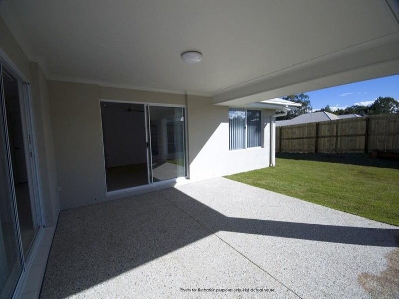 24 Silvereye Street, Sippy Downs QLD 4556