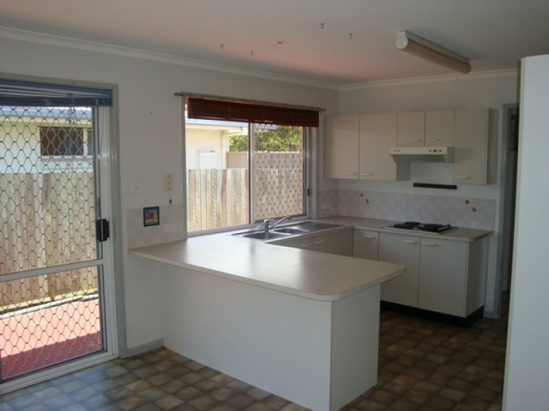 249 Nicklin Way, Warana QLD 4575