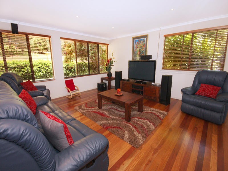 16 Preston Road, Diddillibah QLD 4559