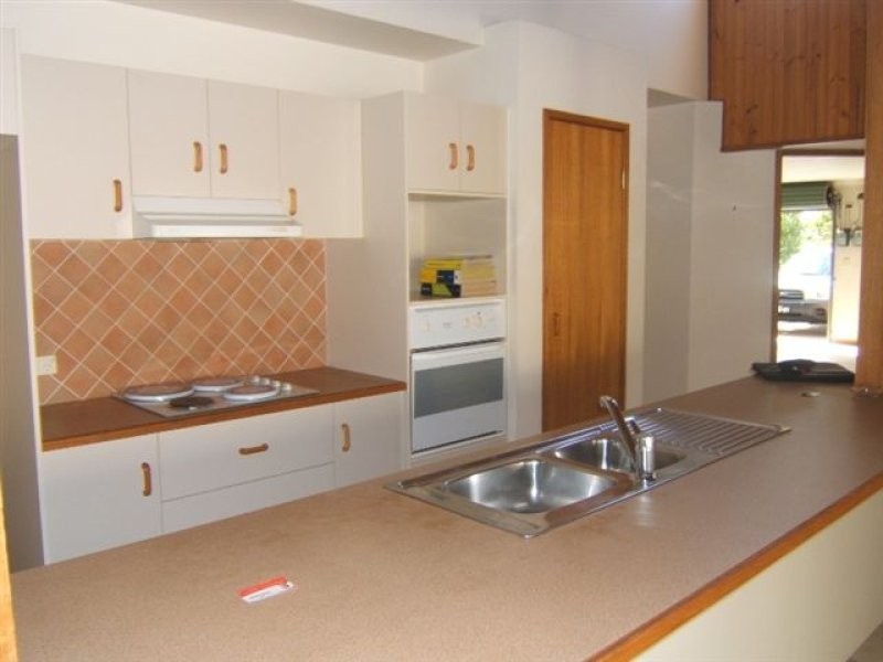 5 Iris Place, Bokarina QLD 4575