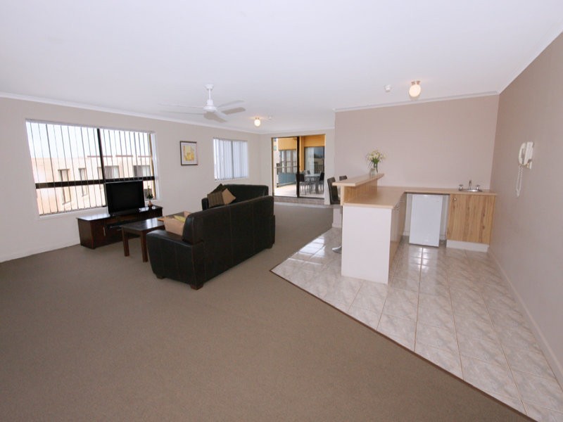 27/5-13 Parker Street, Maroochydore QLD 4558