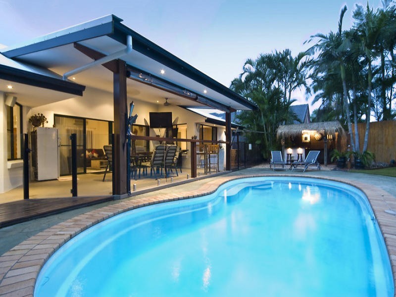 4 Maroochy Waters DR, Maroochydore QLD 4558
