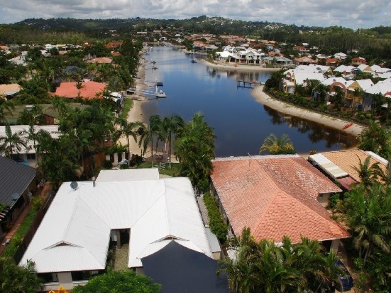 4 Maroochy Waters DR, Maroochydore QLD 4558