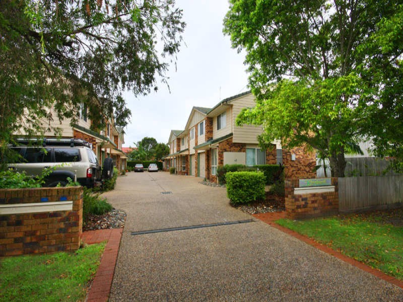 2/9-11 Norman Avenue, Maroochydore QLD 4558