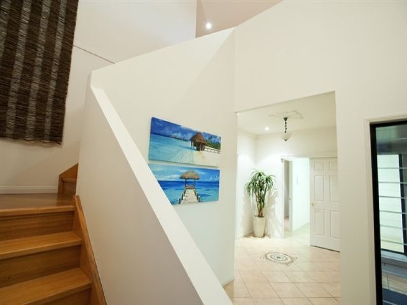 17 Oceanic Drive, Warana QLD 4575