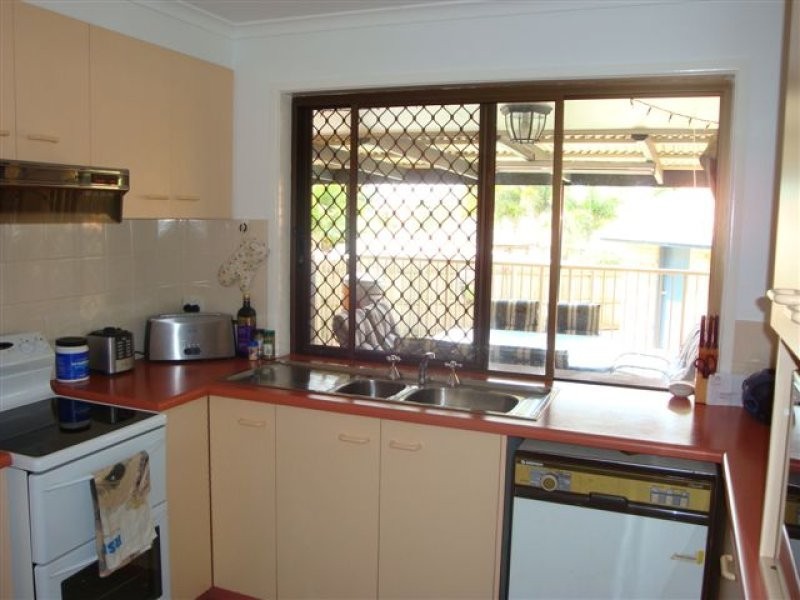 6 Forest Ct, Aroona QLD 4551