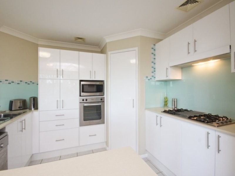 17 Celestine Place, Rosemount QLD 4560