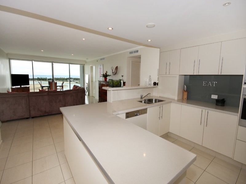 802/4-8 Duporth Avenue, Maroochydore QLD 4558