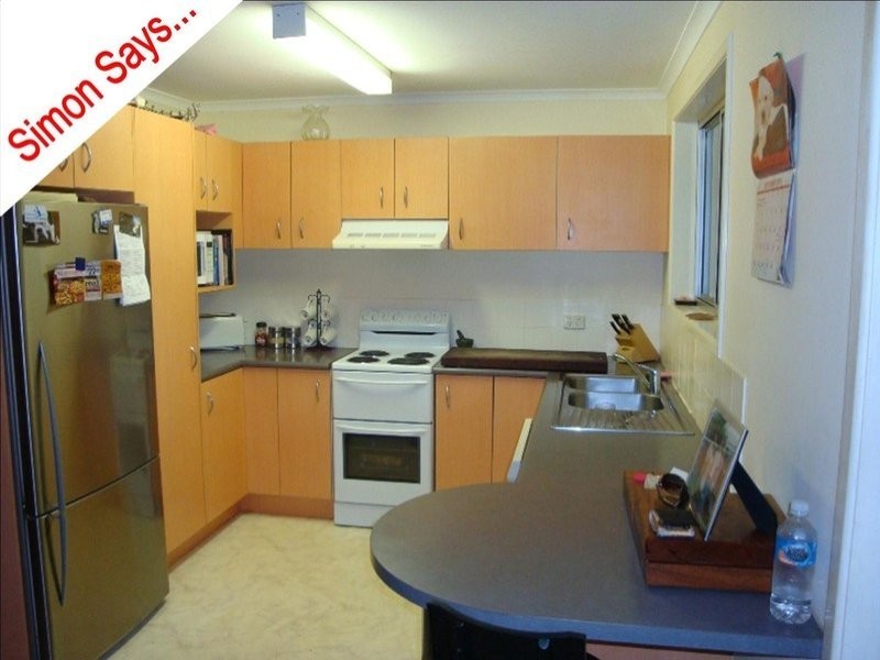 9 Ilaroo Crescent, Warana QLD 4575