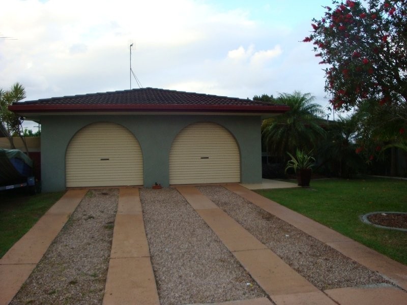 9 Ilaroo Crescent, Warana QLD 4575