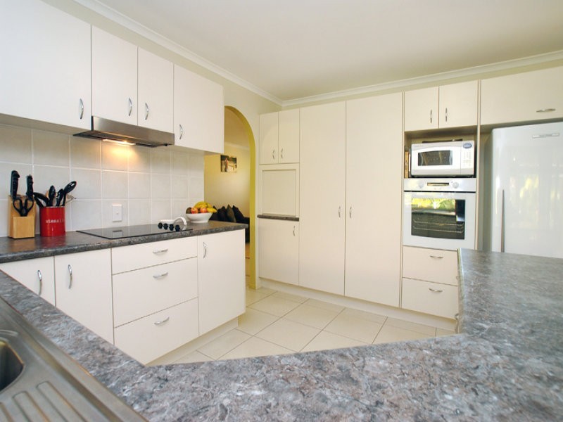 43 Kookaburra Crescent, Bokarina QLD 4575