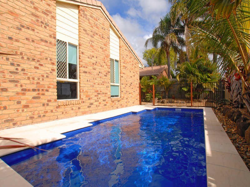 43 Kookaburra Crescent, Bokarina QLD 4575