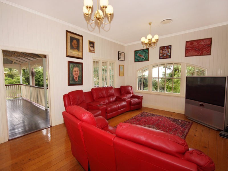 8 Kaalba Court, Kiels Mountain QLD 4559