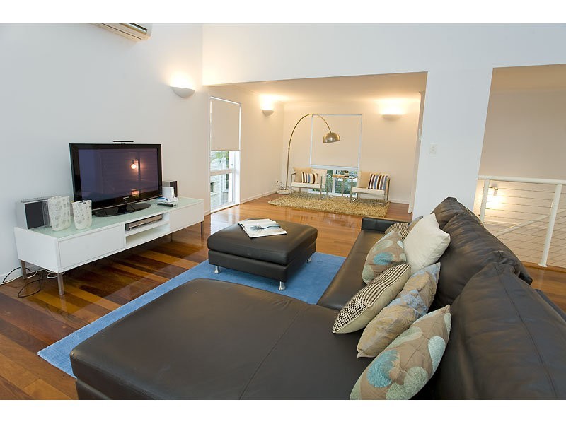 1 Bandalong Street, Buddina QLD 4575