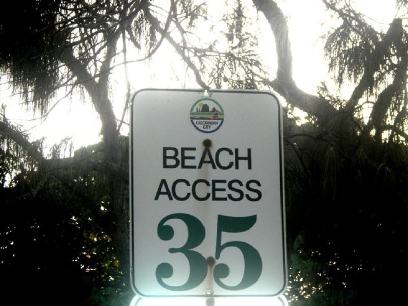 8 Lapoinya Crescent, Warana QLD 4575