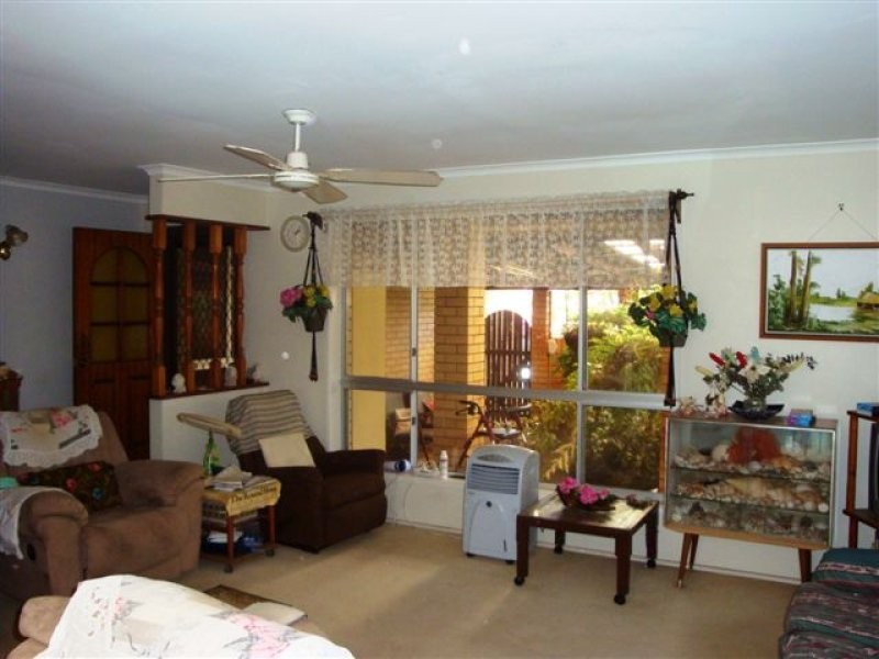 24 Minkara Street, Warana QLD 4575