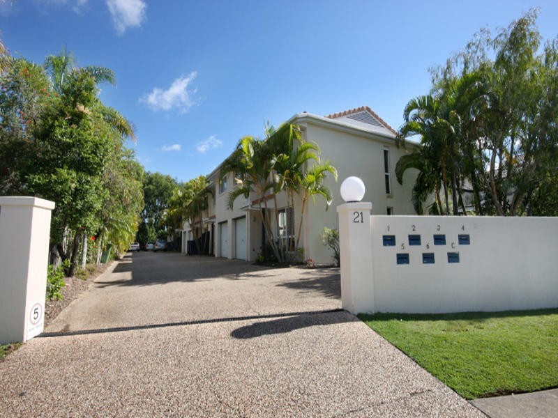 2/21 Maroochy Waters Drive, Maroochydore QLD 4558