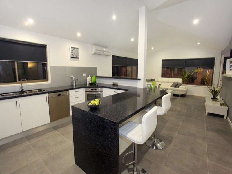 48 Buna Street, Maroochydore QLD 4558