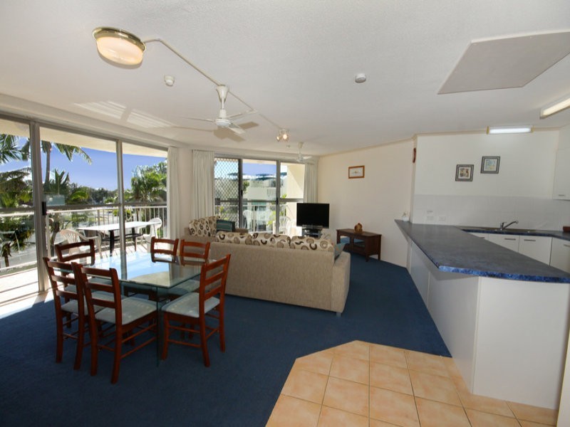 17/19 Memorial Avenue, Maroochydore QLD 4558