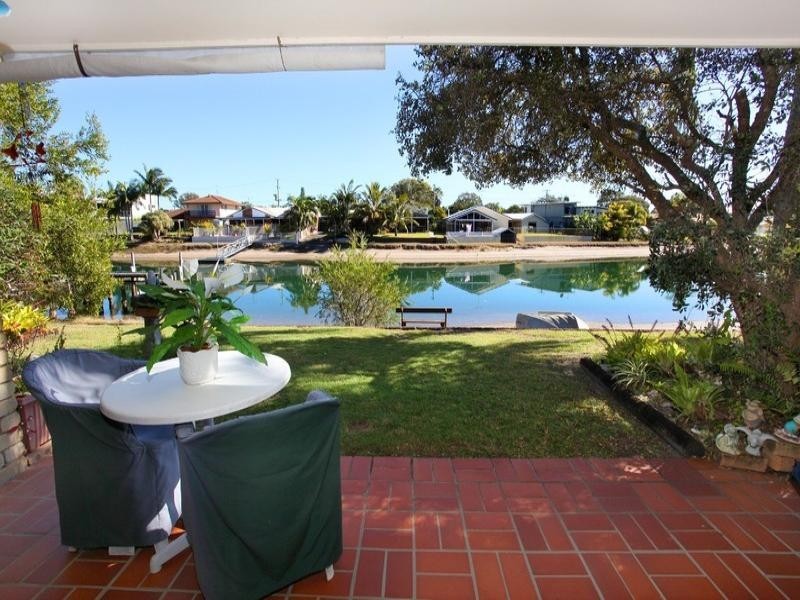 4/2 Broadmeadows Road, Maroochydore QLD 4558