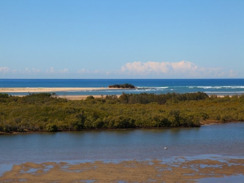 49/150 Duporth Avenue, Maroochydore QLD 4558