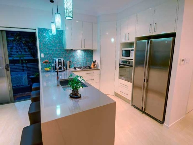 15 Robur Crescent, Mountain Creek QLD 4557