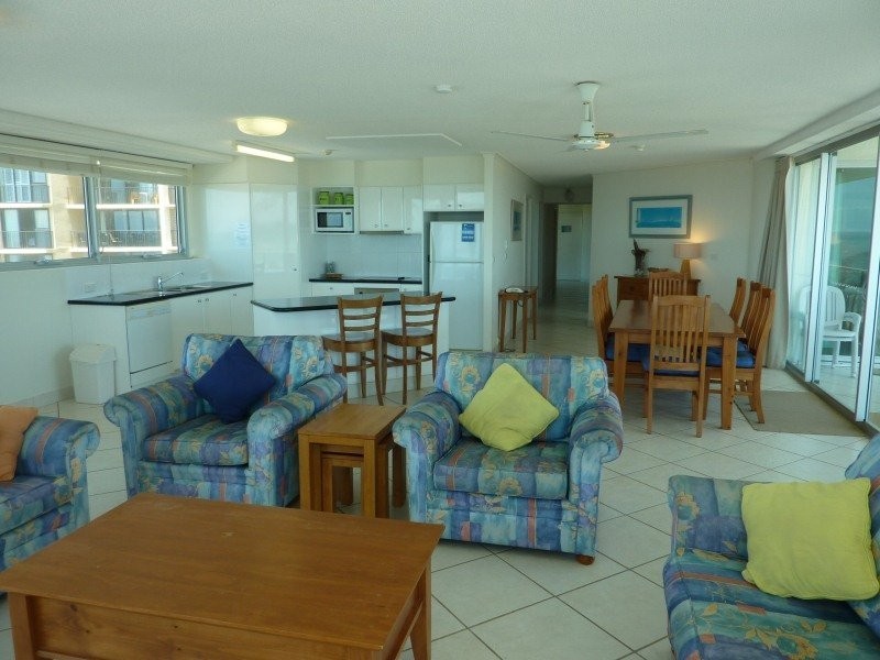 34/19 Memorial Ave – Chateau Royale, Maroochydore QLD 4558