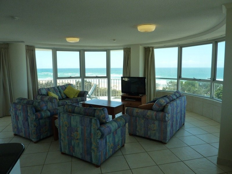 34/19 Memorial Ave – Chateau Royale, Maroochydore QLD 4558