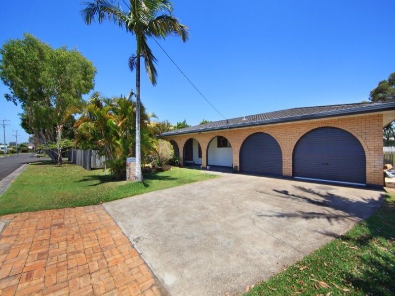 14 Schirrmann Drive, Maroochydore QLD 4558