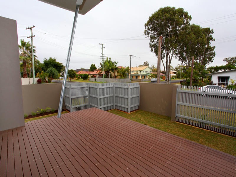 1 and 2/21 Broadwater Avenue, Maroochydore QLD 4558