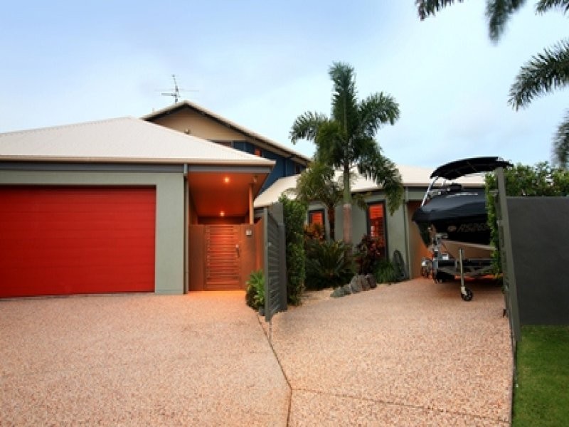 13 Plymouth Quay, Maroochydore QLD 4558