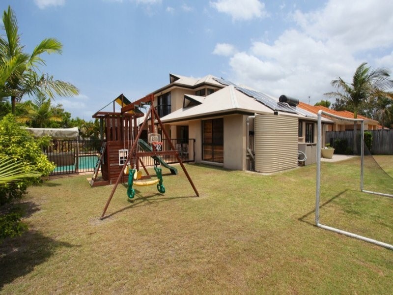 5 Mizzen Place, Twin Waters QLD 4564