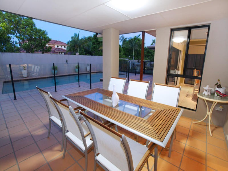 5 Mizzen Place, Twin Waters QLD 4564