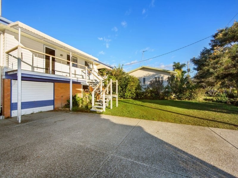 7 Yorlambu Parade, Maroochydore QLD 4558