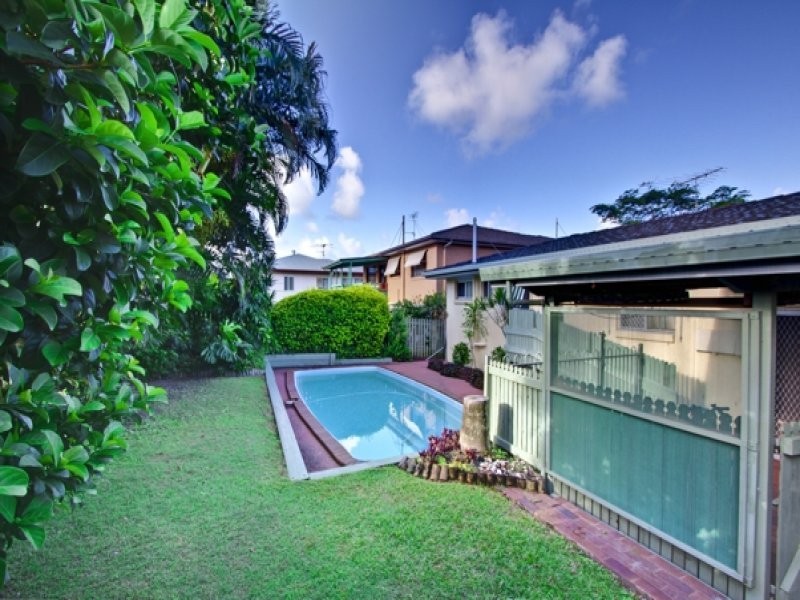 18 Centenary Crescent, Maroochydore QLD 4558