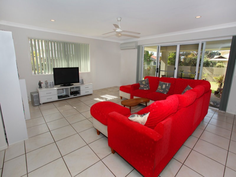 13 Greenside Court, Peregian Springs QLD 4573