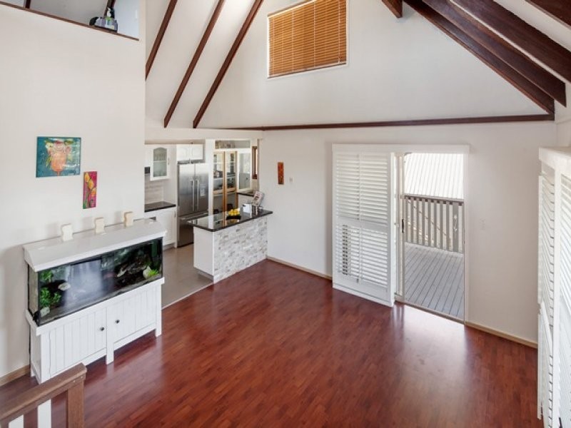 69 Tantula Road West, Alexandra Headland QLD 4572