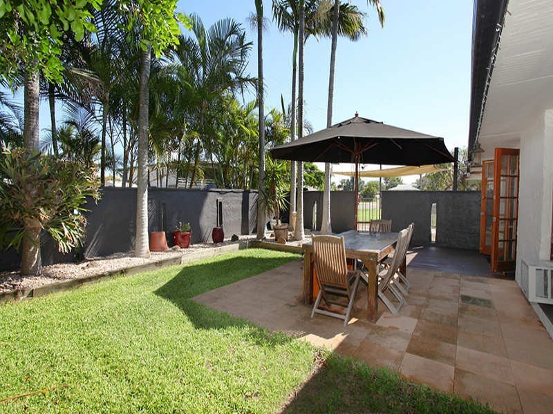 8 Deejay Street, Maroochydore QLD 4558