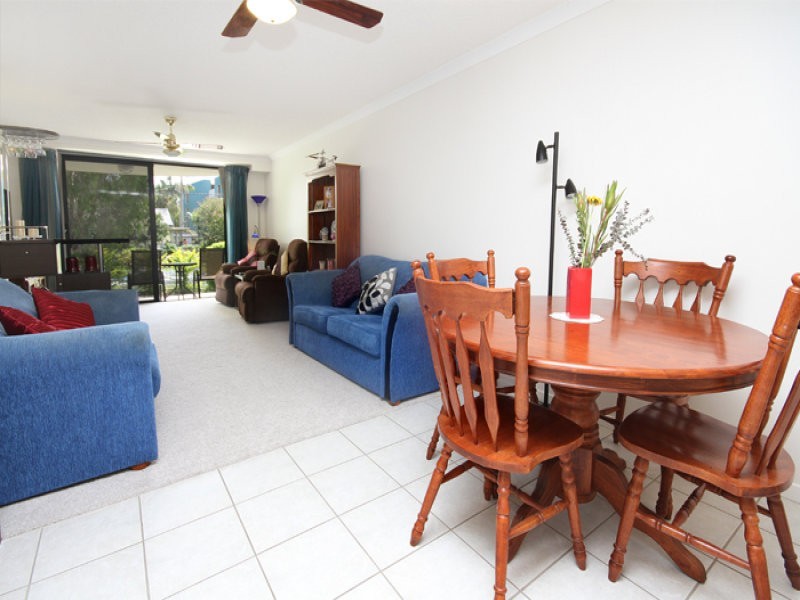 2/87-89 Duporth Avenue, Maroochydore QLD 4558