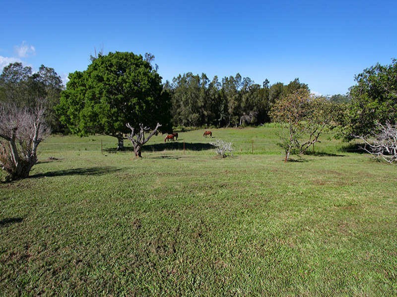 18 Stoney Wharf Road, Bli Bli QLD 4560