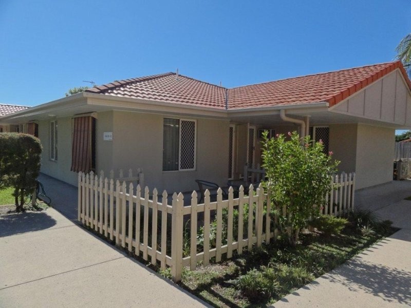 4 & 42/26 Yinni Street, Maroochydore QLD 4558