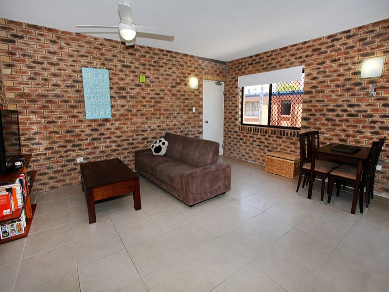 6/8 Memorial Avenue, Maroochydore QLD 4558