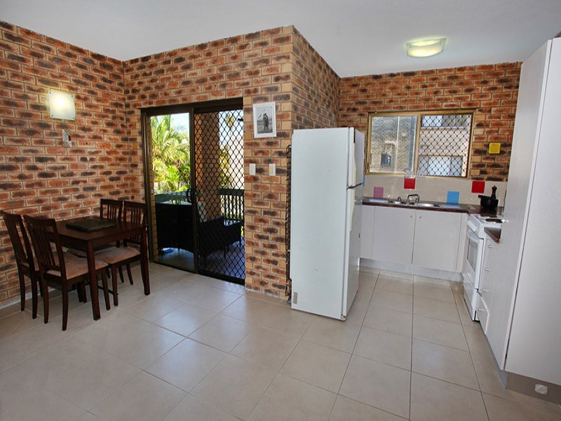 6/8 Memorial Avenue, Maroochydore QLD 4558